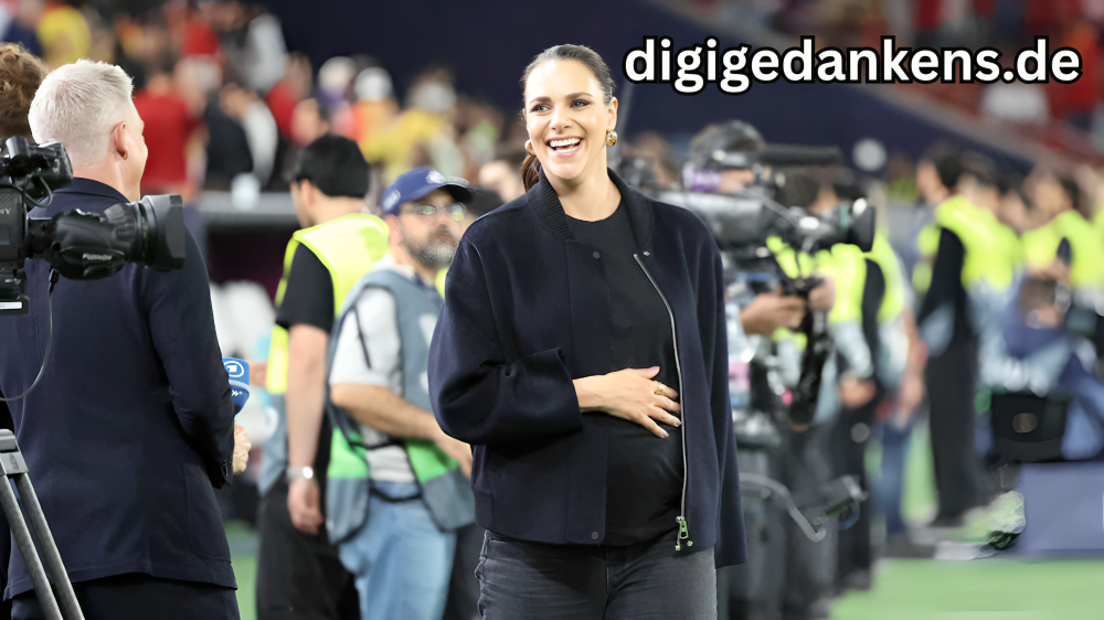 Esther Sedlaczek schwanger